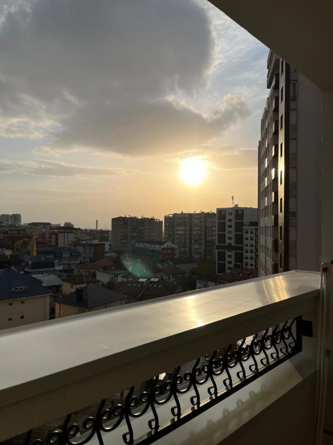 Central Luxury Apartment Prisztina Zewnętrze zdjęcie